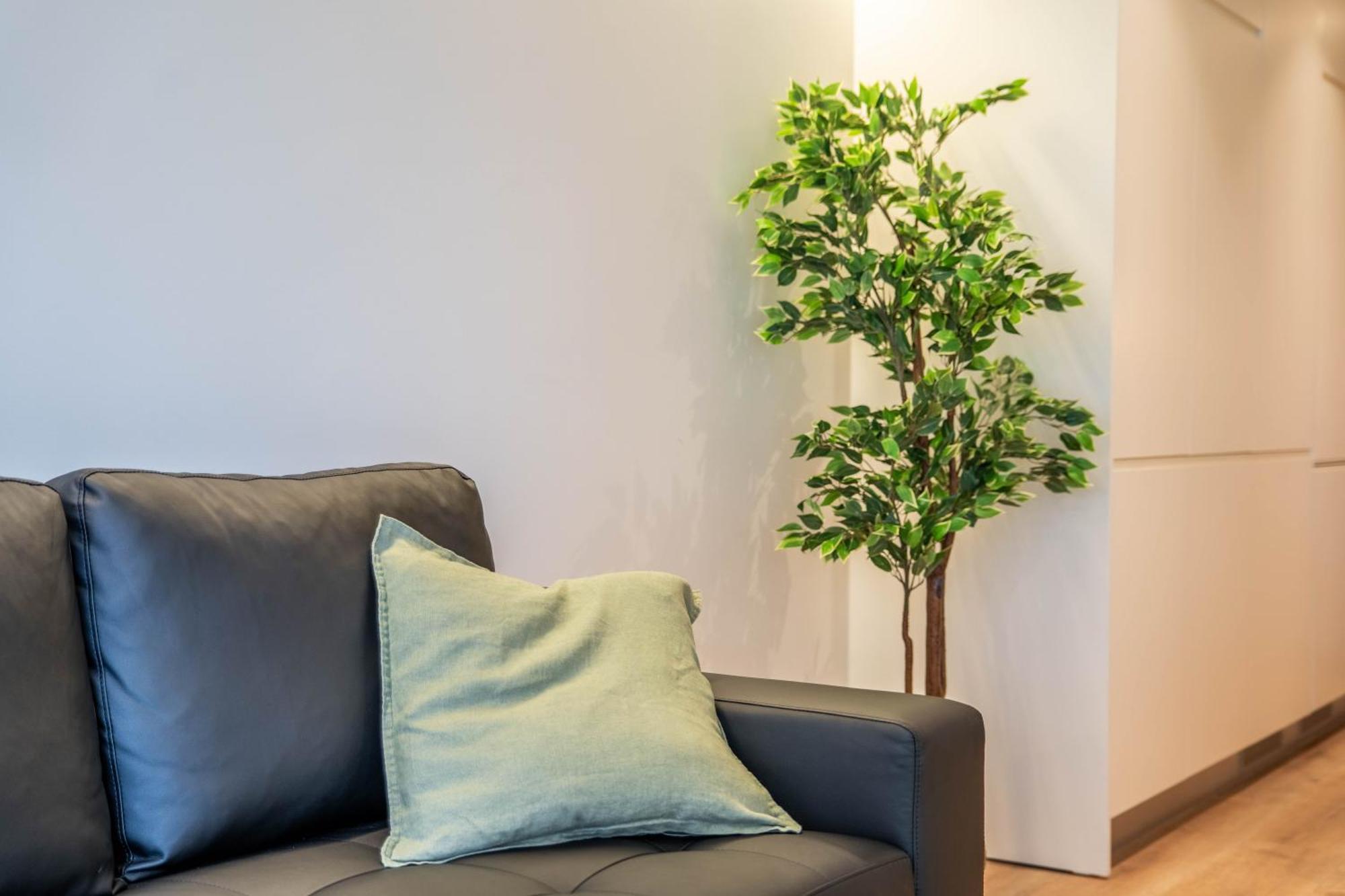 Trindade Bliss: 1Br W/ Free Parking By Lovelystay OOporto Exteriör bild