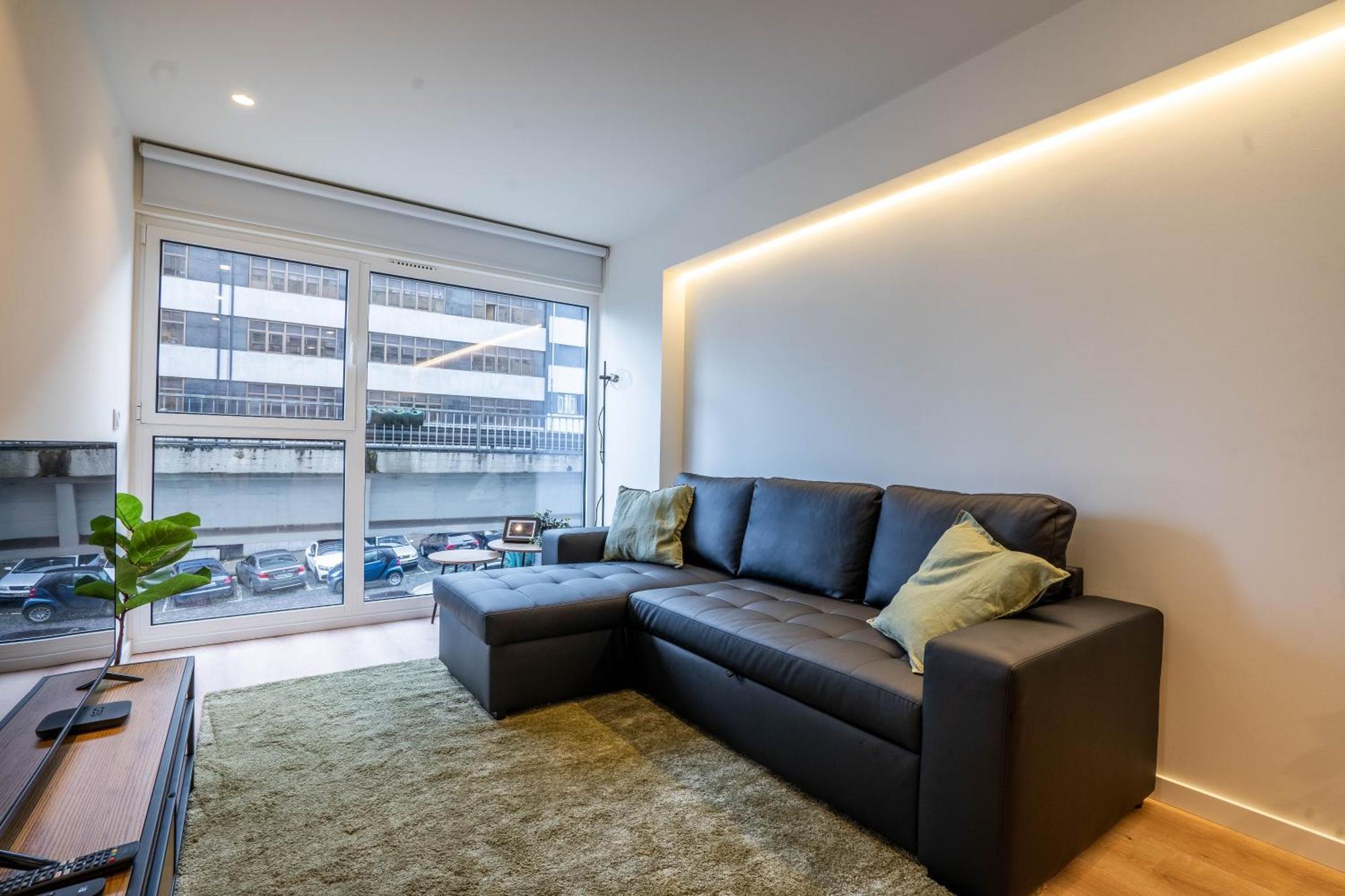 Trindade Bliss: 1Br W/ Free Parking By Lovelystay OOporto Exteriör bild