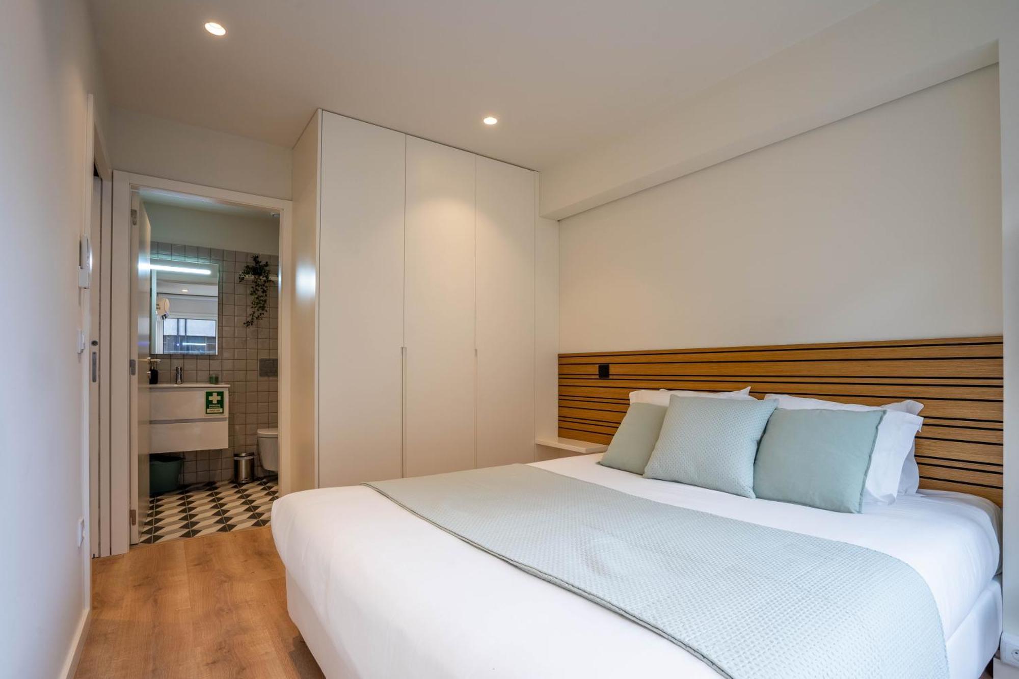 Trindade Bliss: 1Br W/ Free Parking By Lovelystay OOporto Exteriör bild